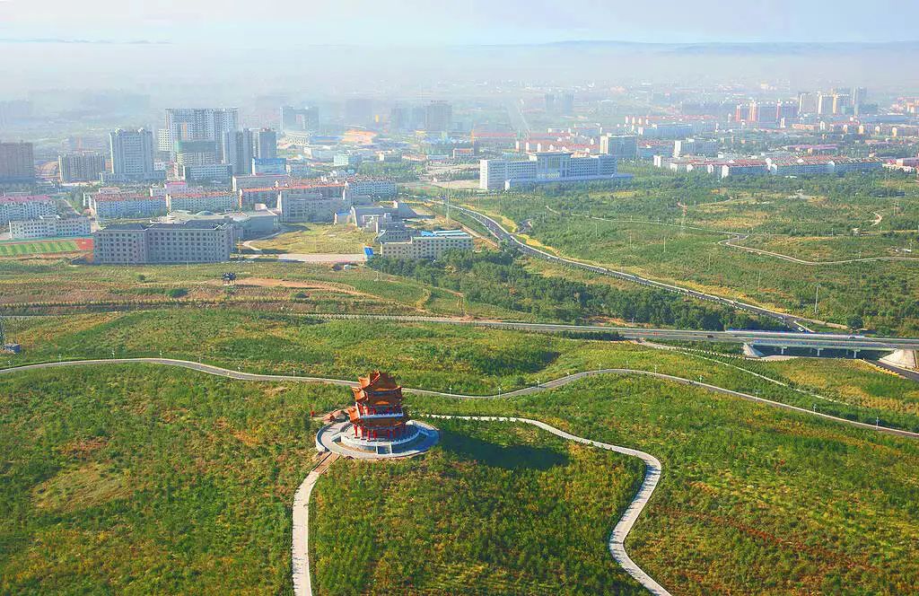 乌兰察布盛会,嘉宾与观众共襄盛举