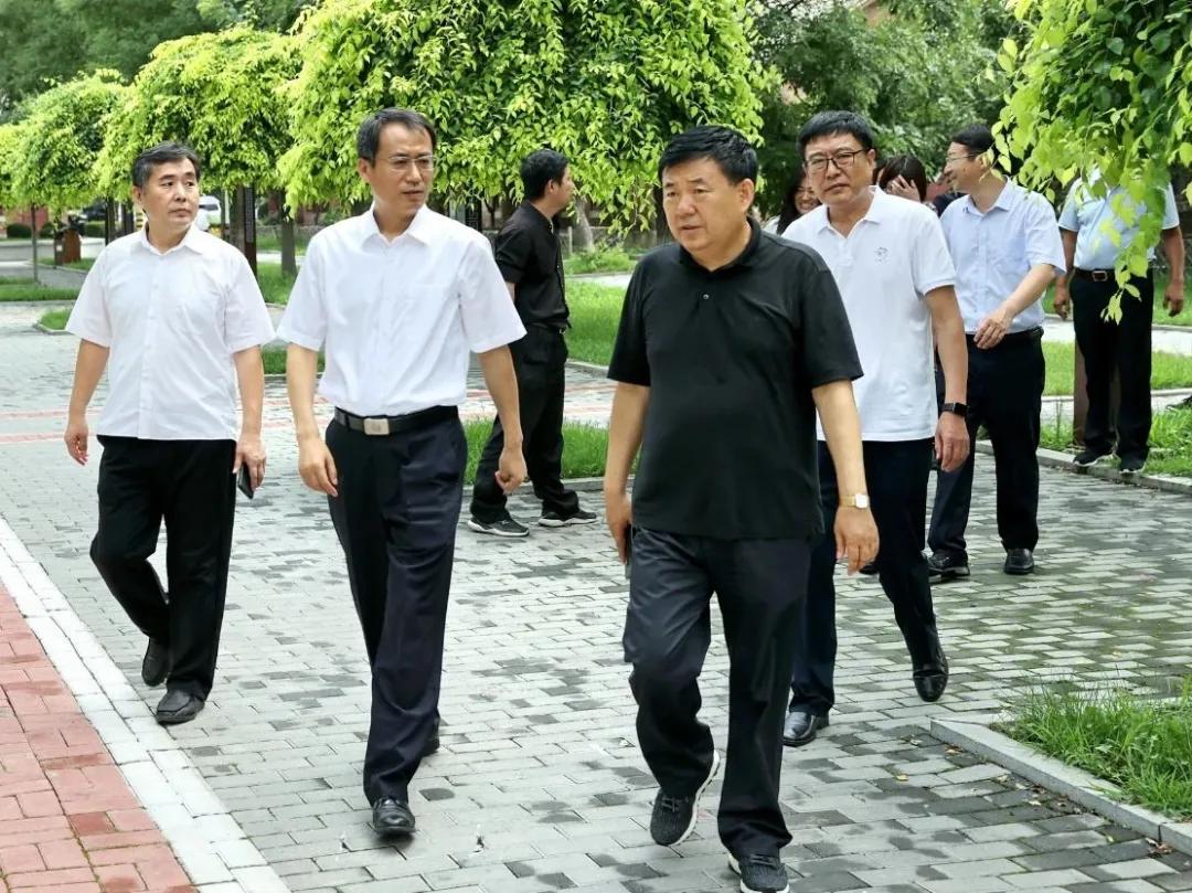 辽阳，暖阳下的友情家事趣事录